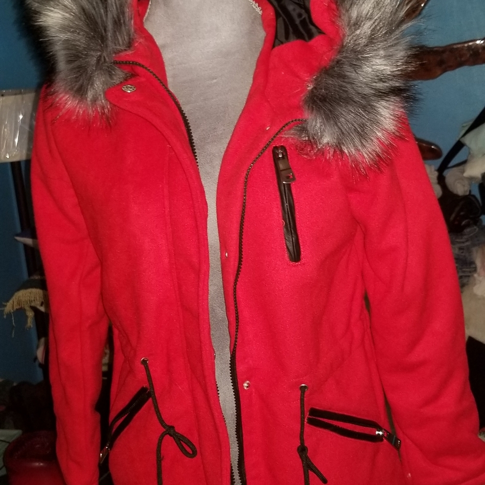 Coat - Picture 2 of 7